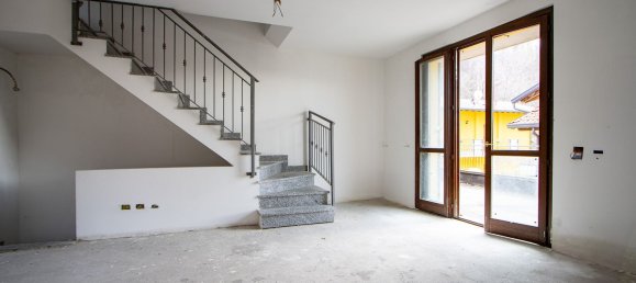 4غرفة منزل ذو طابقين في Proserpio, Italy رقم 84874 16