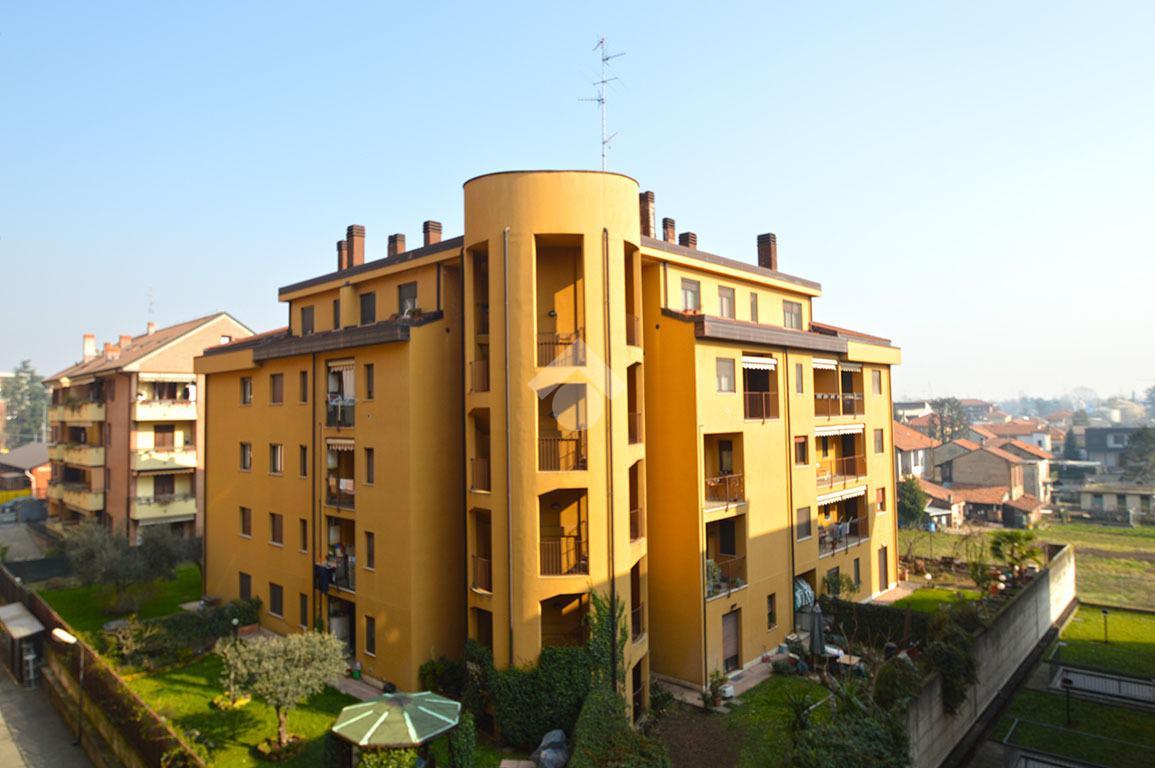 1 room Garage in Monza, Italy No. 69871