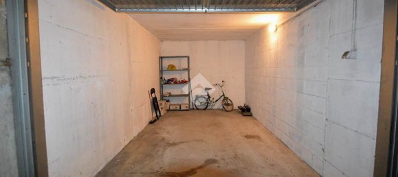 1 room Garage in Monza, Italy No. 69871 9