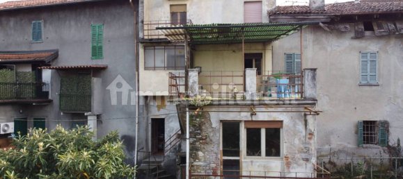 4 bedrooms House in Meina, Italy No. 58885 5