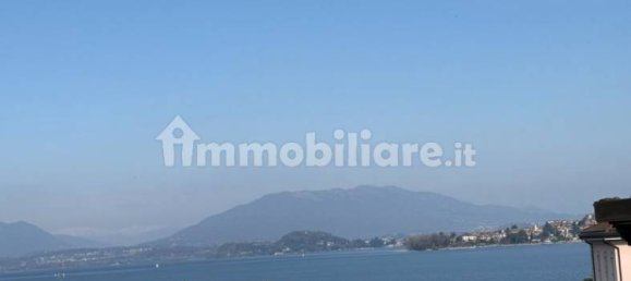 4 bedrooms House in Meina, Italy No. 58885 3