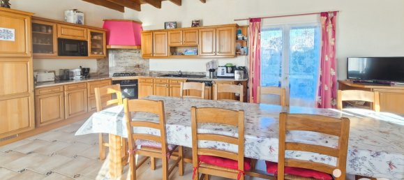 5 Schlafzimmer Haus in Priziac, France, Nr. 198580 4