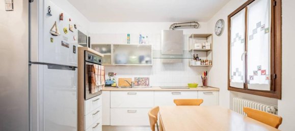 5-Zimmer Haus in Reggio Emilia, Italy, Nr. 29410 2