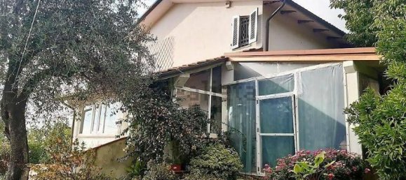 9 rooms Villa in Massa, Italy No. 103591 4