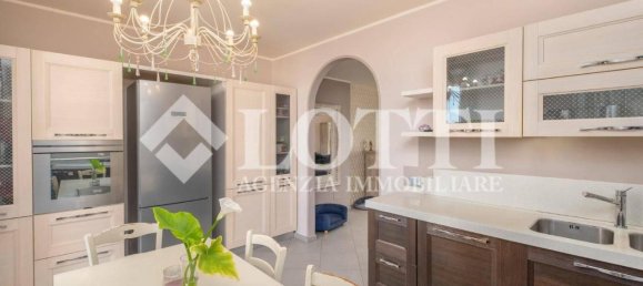 6 rooms House in Buti, Italy No. 20097 17