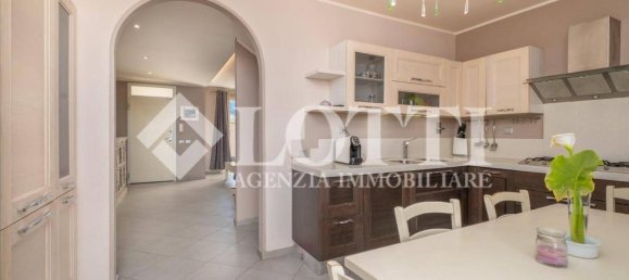 6 rooms House in Buti, Italy No. 20097 15