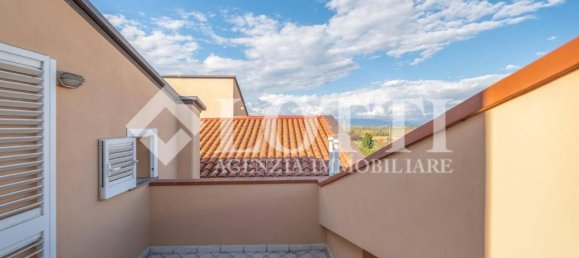 6 rooms House in Buti, Italy No. 20097 38