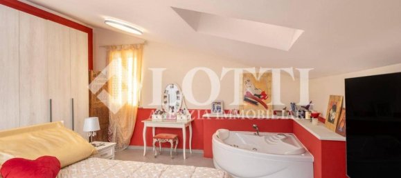 6 rooms House in Buti, Italy No. 20097 33