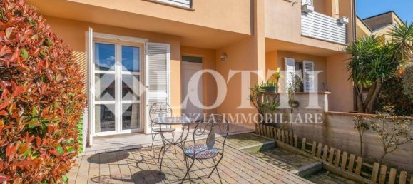 6 rooms House in Buti, Italy No. 20097 4