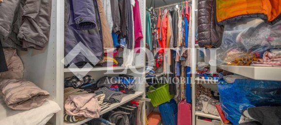 6 rooms House in Buti, Italy No. 20097 29