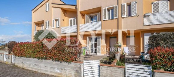 6 rooms House in Buti, Italy No. 20097 2