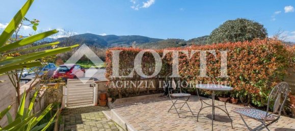 6 rooms House in Buti, Italy No. 20097 5