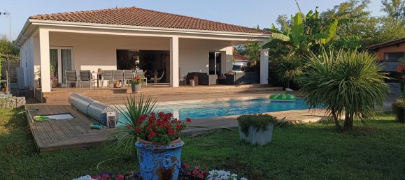 3 Schlafzimmer Haus in Roques, France, Nr. 290670 10