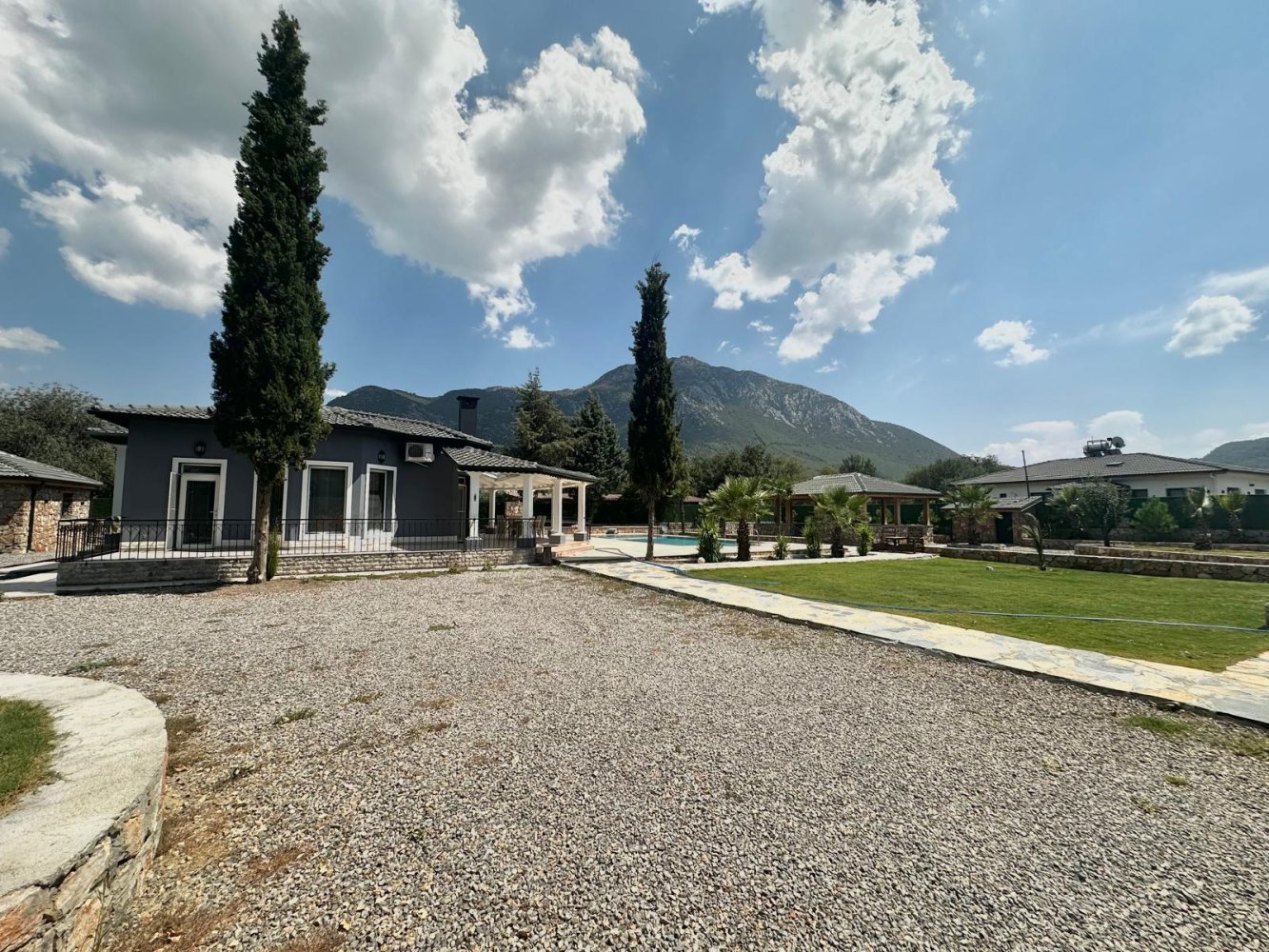 Villa de 2+1 en Fethiye, Turkey No. 23623