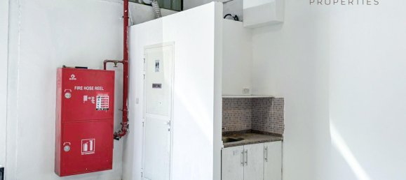 Коммерческая недвижимость 329.8м² в Al Quoz, ОАЭ № 41601 3