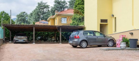 2 rooms Commercial property in Varese, Italy No. 126863 18