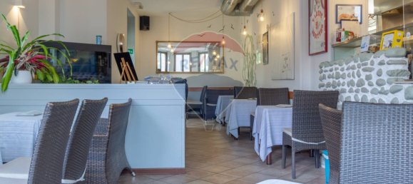 2 rooms Commercial property in Varese, Italy No. 126863 27