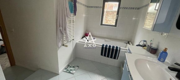 4 bedrooms House in Bauvin, France No. 72033 22