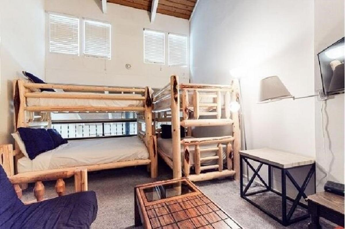 3 bedrooms House in Mammoth Lakes, USA No. 401957