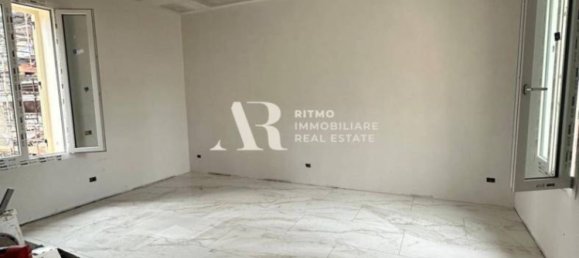 2 Schlafzimmer Wohnung in Campi Bisenzio, Italy, Nr. 9900 9