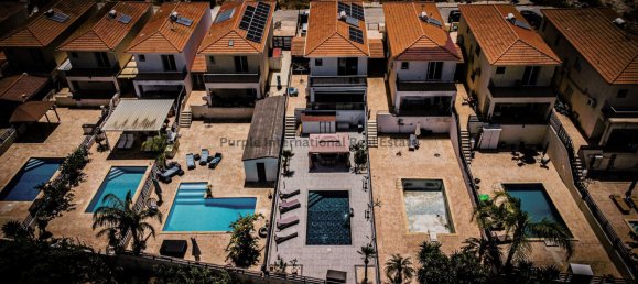 3 Schlafzimmer Villa in Pyla, Cyprus, Nr. 3910 5