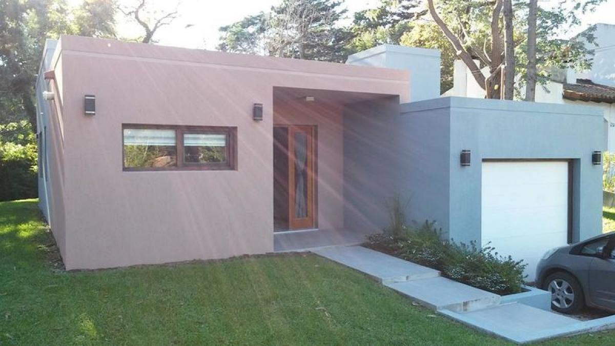 2 bedrooms House in Mar del Plata, Argentina No. 88449