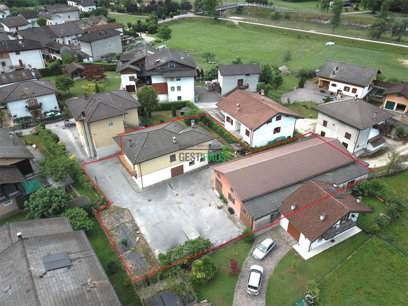 Casa de 6 habitaciónes en Grigno, Italy No. 352768