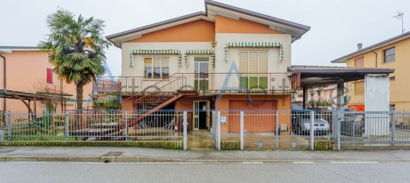 10غرفة فيلا في Ponte San Nicolò, Italy رقم 205995 18