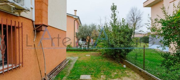 10غرفة فيلا في Ponte San Nicolò, Italy رقم 205995 17