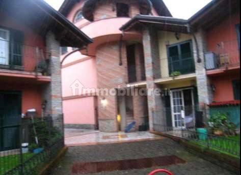 1 chambre Maison à Travedona-Monate, Italy No. 395060