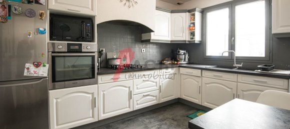 3 Schlafzimmer Haus in Sainte-Genevieve-des-Bois, France, Nr. 176850 6