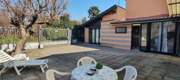 Вилла с 2 комнатами в Лимбьяте, Италия № 36086 3