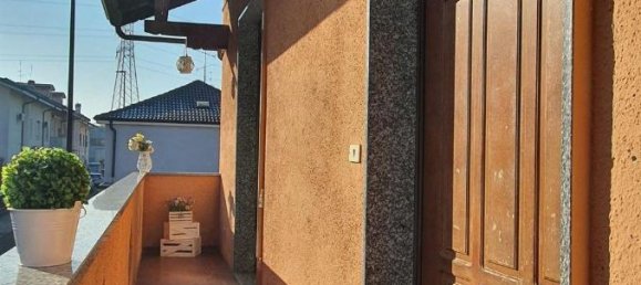 Вилла с 2 комнатами в Лимбьяте, Италия № 36086 8