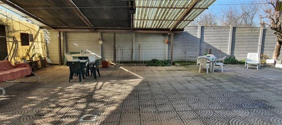 Вилла с 2 комнатами в Лимбьяте, Италия № 36086 6