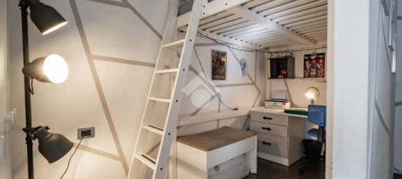 Квартира с 2 спальнями в Пескате, Италия № 298377 30