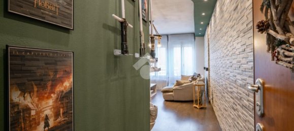 Квартира с 2 спальнями в Пескате, Италия № 298377 18