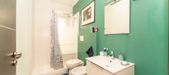 2 rooms Apartment in Turin, Italy No. 273788 9