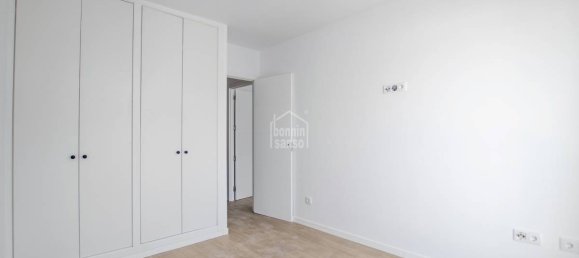 Квартира с 2 спальнями в Маон, Испания № 5751 9