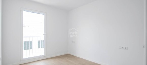 Квартира с 2 спальнями в Маон, Испания № 5751 8