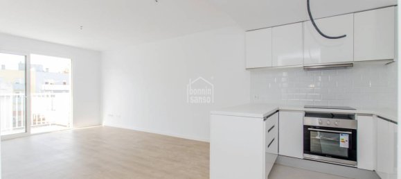 Квартира с 2 спальнями в Маон, Испания № 5751 4