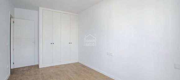 Квартира с 2 спальнями в Маон, Испания № 5751 12