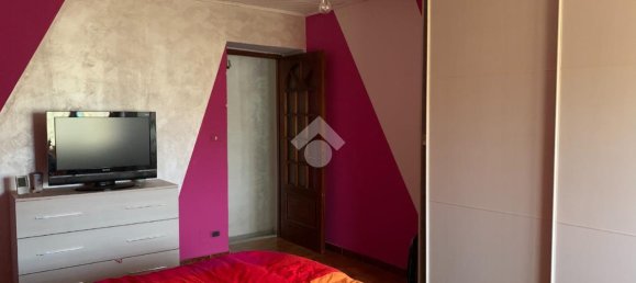 4-salle Appartement à San Francesco al Campo, Italy No. 88001 9