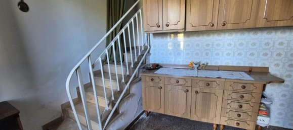 4-salle Maison à Pistoia, Italy No. 30664 5