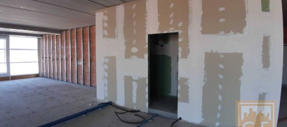 Офис с 1 комнатой в Монтебеллуна, Италия № 89311 6