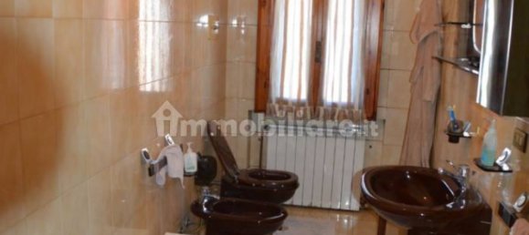 6 غرف نوم منزل في Roverchiara, Italy رقم 52525 9