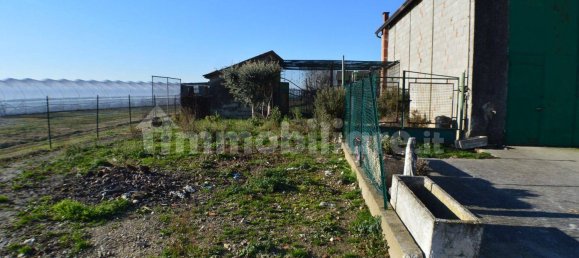 6 غرف نوم منزل في Roverchiara, Italy رقم 52525 4