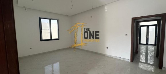 7 bedrooms Villa in Seih Al Uraibi, UAE No. 93799 4