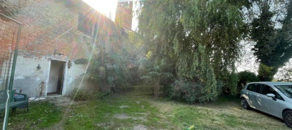 5 bedrooms House in Gambarana, Italy No. 365302 13