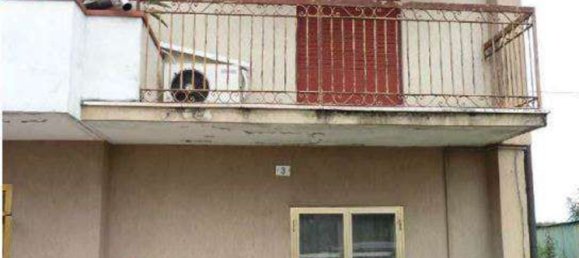 5-salle Appartement à Legnago, Italy No. 195058 8