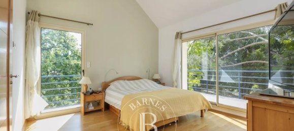 Casa de 6 dormitorios en Igny, France No. 180742 24